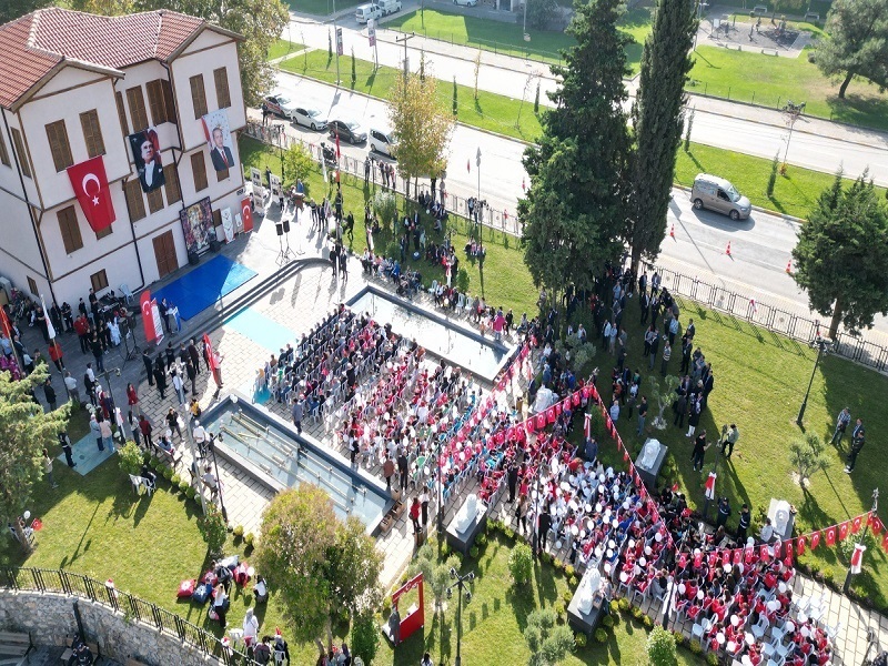 Karesi Atatürk Evi’nde 100. Yıl Coşkusu 